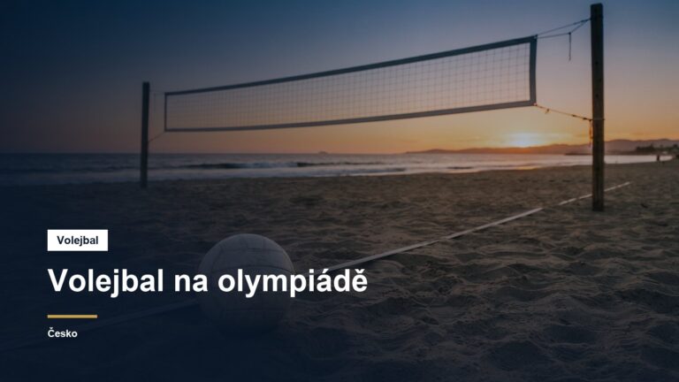 Volejbalový míč na písku u sítě
